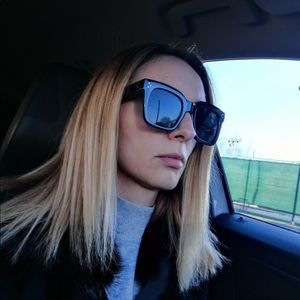 Women’s flat top sunglasses